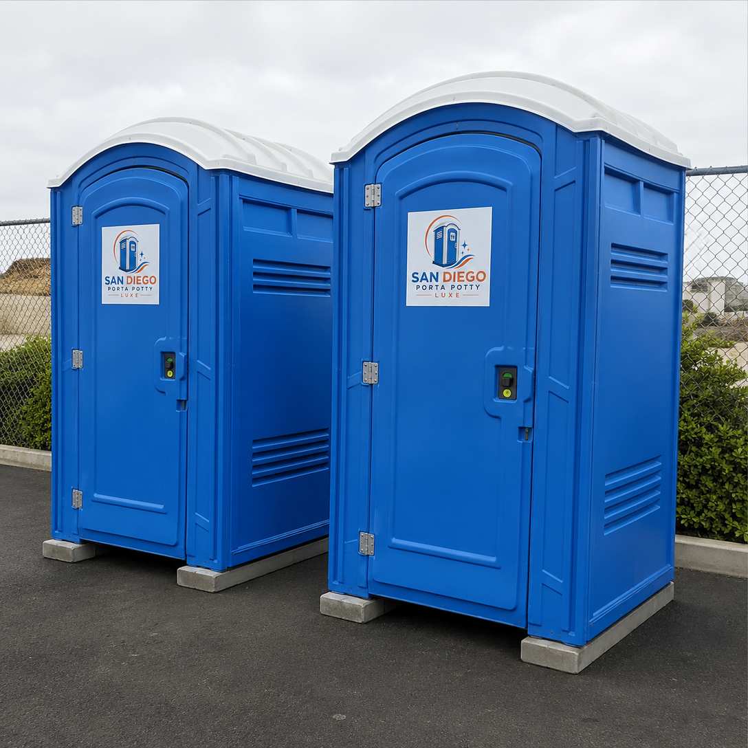 Deluxe flushing portable toilet rental San Diego